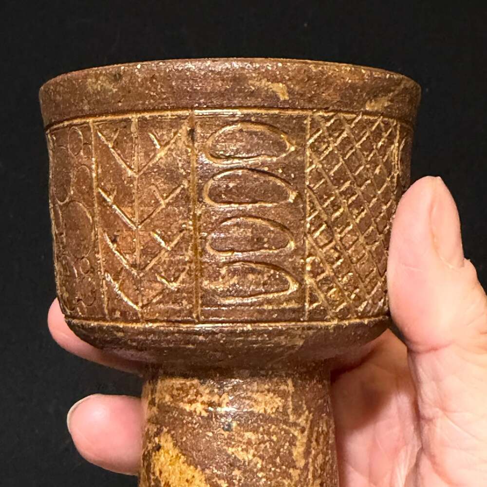 Vintage Studio Pottery Footed Goblet with Textured Geometric Design Marked 1973 - Picture 4 of 13